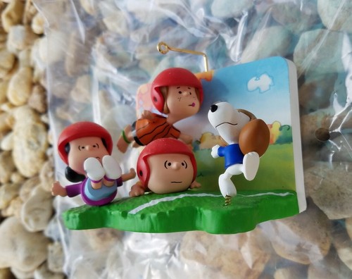 Hallmark 2005 Touchdown, Snoopy! The Peanuts Gang Andenken Weihnachtsschmuck - Bild 4 von 7