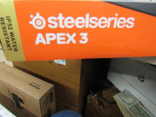 Brand New SteelSeries Apex Gaming Keyboard OLED RGB Illuminatiom Aluminum Frame - Picture 12 of 12