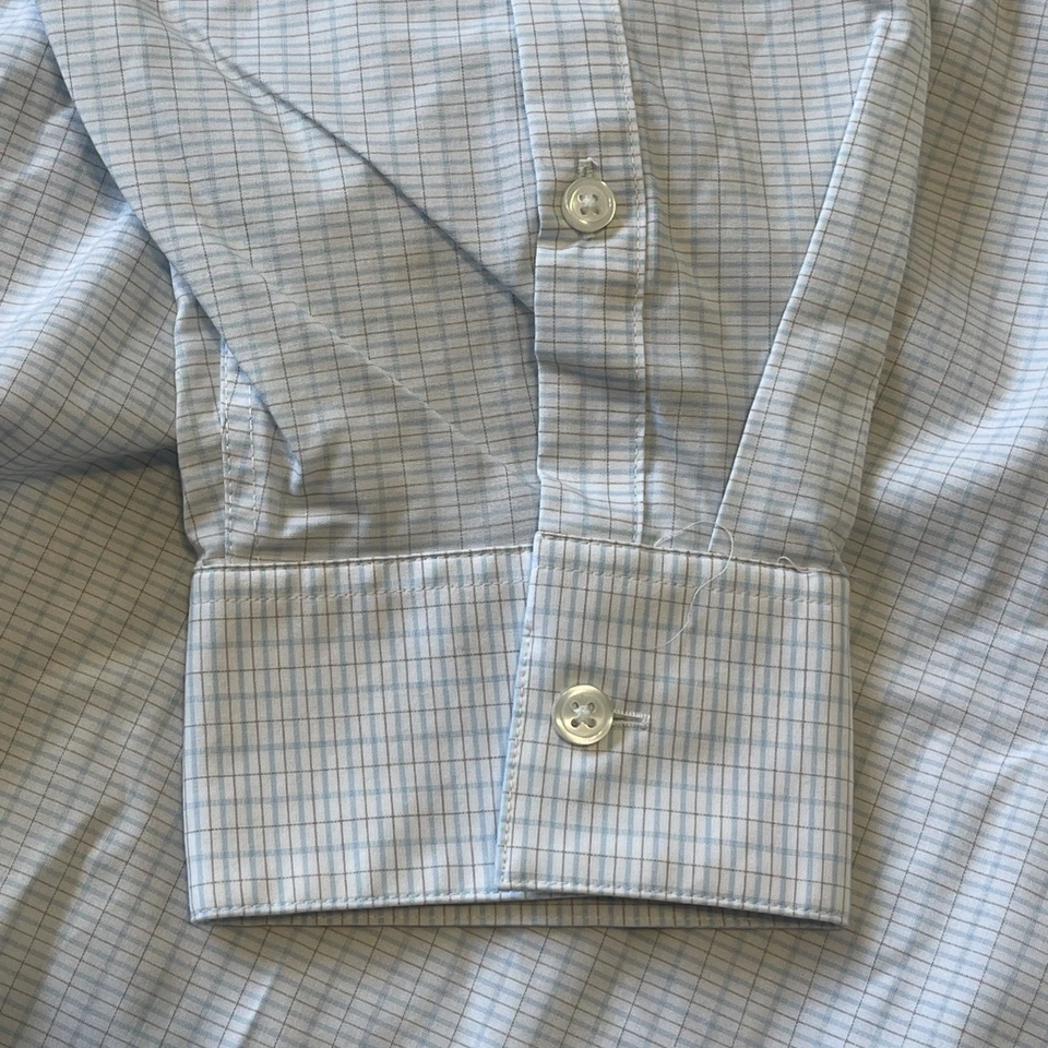 Calvin Klein Men's light Blue Infinite Wrinkle Free Slim Fit Shirt - 18.5x34/35 - Image 4 of 4