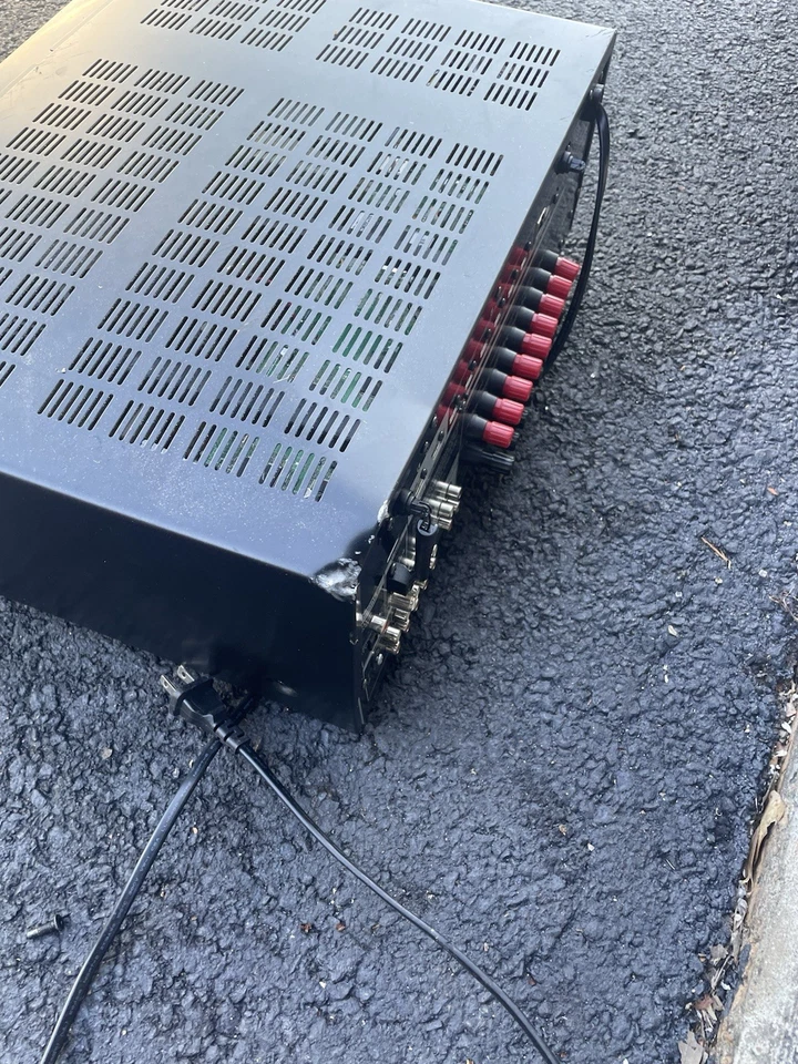 Onkyo TX-NR696 7.2 Channel Smart AV Receiver Black - Image 4 of 4