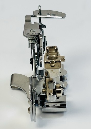 Bernina #86 Ruffler Foot 008 386 7000 with Screwdriver & Directions - Picture 5 of 8