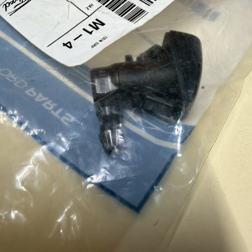 OEM Ford Fiesta 2015 BE8Z17603A Windshield Wiper Washer Jet Spray Nozzle - Picture 3 of 4