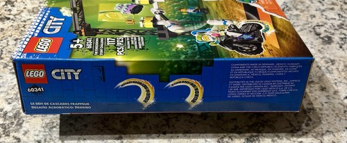 LEGO Stuntz Knockdown Stunt Challenge 60341 Bathtub Stunt Bike 60333 Free Ship. - Picture 4 of 8