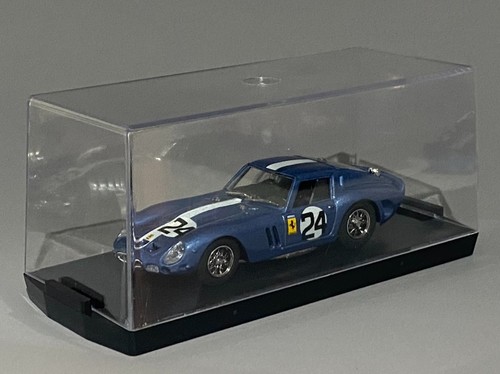 Bang 1/43 Ferrari 250 GTO N.A.R.T. #24 12h Sebring 1962 | P.Hill / O.Gendebien - Picture 13 of 16