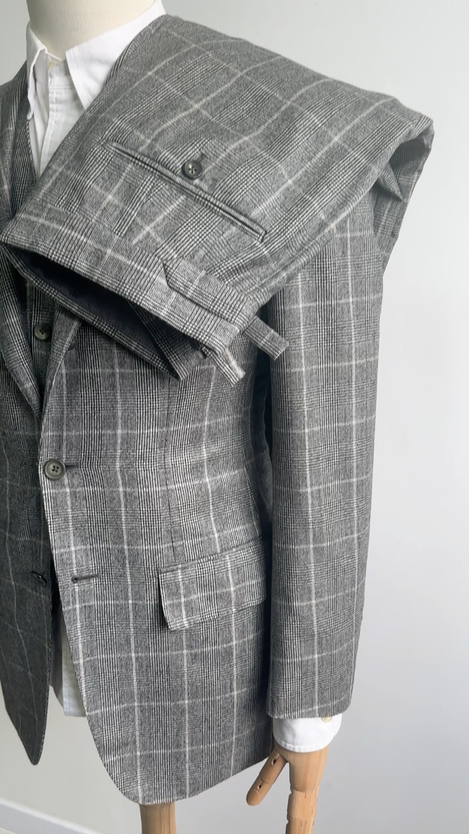 【関税＆送料込み】Tom Ford Double-Breasted Wool Blazer 24493842_56255888_600.jpg