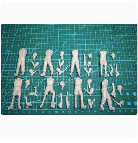 1/35 Segunda Guerra Mundial Alemán Antiaéreo 18 Gun Crew (Frica korps) - 8 Figuras Blanco Modelo Kit - Imagen 3 de 3