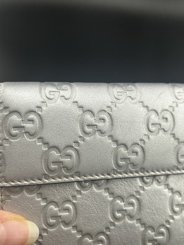 Authentic GUCCI Guccissima Heart Continental Silver Wallet - Picture 18 of 19