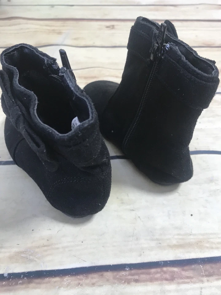 Niñas/Niños Pequeños Talla 4W DEDOS ADOLESCENTES Botas Negras Arco Cremallera Lateral Imitación Gamuza Sin Cordones Foto 4 de 4