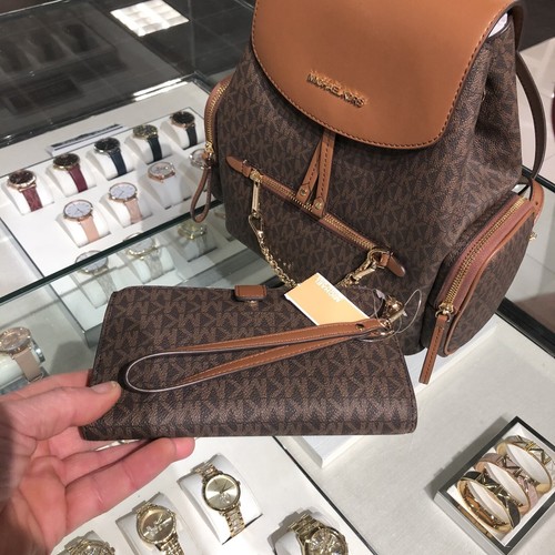 Michael Kors Jet Set Abbey Medium Cargo Backpack MK Signature Brown+Wallet - Picture 3 of 11