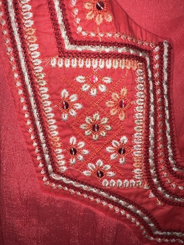 Luxology Dress Womens M Red Embroidered Beaded V-Neck Sleeveless Boho flowy New - Picture 5 of 8