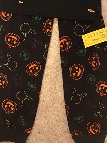 Halloween Pokémon Pikachu Character Pajamas Size 12 (Fits like an 10) Med - Picture 4 of 4