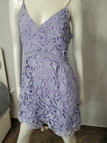 Dobe Wrap Dress Lace Purple Medium - Picture 3 of 7