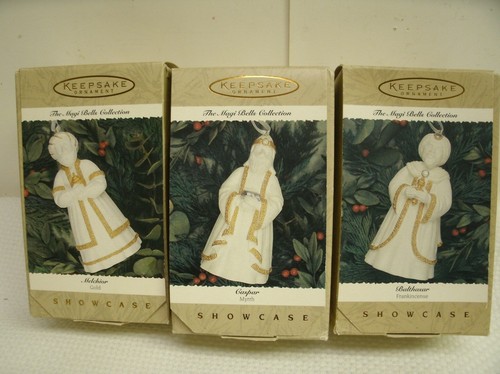 Set of 3 Hallmark Keepsake Showcase Ornaments The Magi Bells Collection 1996 - Picture 3 of 3