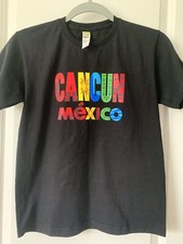 Kids Black Cancun, Mexico T-shirt Size Small- New