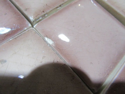 ~ LOT OF 25 ANTIQUE VICTORIAN BUBBLE TILES ~ ARCHITECTURAL SALVAGE - Picture 7 of 12