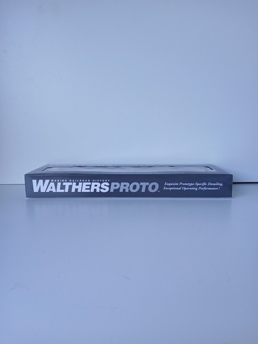 Walthersproto 85' Budd 1 puerta 29 asientos salón (iluminado) Santa Fe escala 920-14002 ho - Imagen 7 de 8