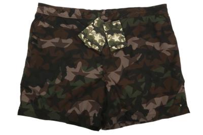 【関税&送料込み】Valentino Garavani Shorts NEW VALENTINO GARAVANI CAMOUFLAGE ROCKSTUD STARS BEACH
