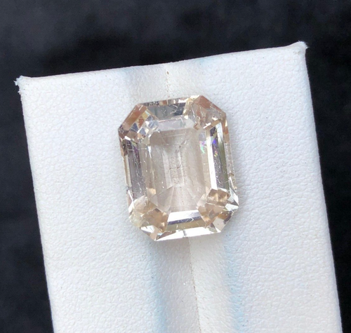 12.21 carate natural cut topaz cushion shape loose gemstone from Pakistan - Picture 2 of 10