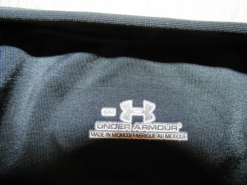 Lot of 2 Under Armour Red Tank /Black Short Sleeve Pullover Shirts Youth Small - Image 4 of 4