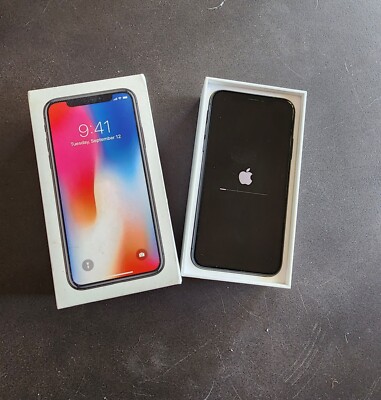 Apple iPhone X - 256GB - Space Grey (Unlocked) A1865 (CDMA + GSM