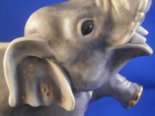 Nymphenburg Porcelain Circus Elephant Figure Figurine Porzellan Elefant Figur #2 - Picture 4 of 13
