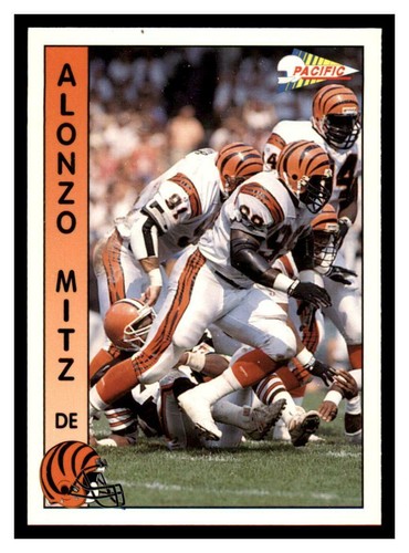 1992 Pacific NFL Football Pick Your Card With Stars &Rookies (251-500) - Picture 233 of 476