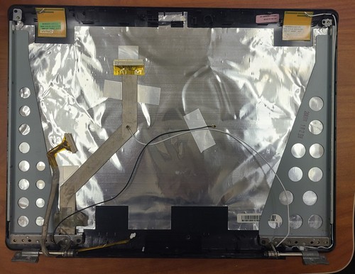 Conjunto de tapa exterior genuino Toshiba Satellite serie A205-S V000100880 - Imagen 2 de 2