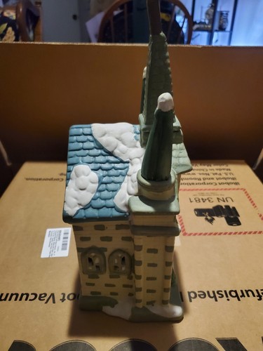 Ceramic Light Up Christmas Village Church 1995 Collection 3 Removable Chimneys   - Bild 3 von 5