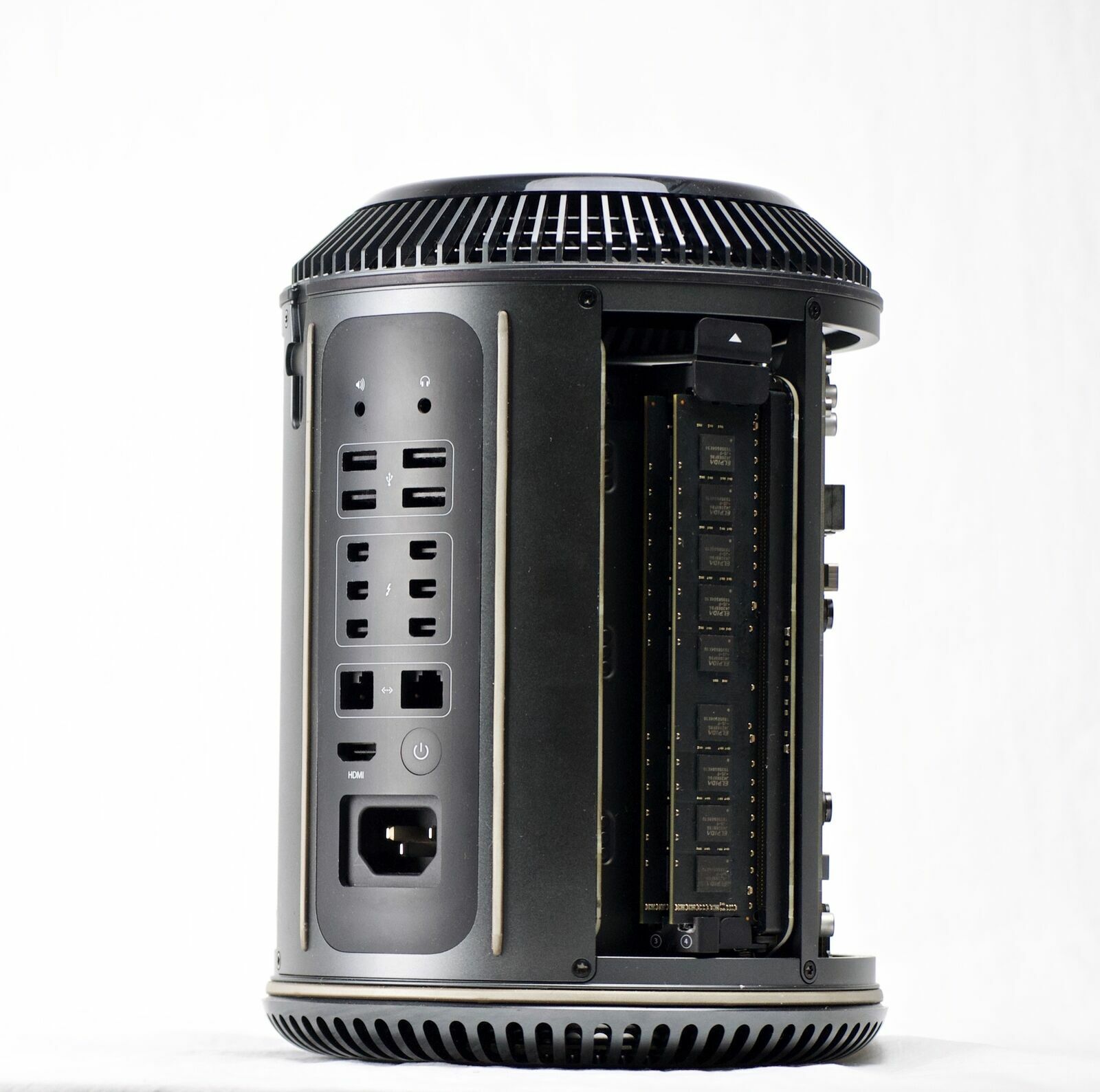 Mac Pro ME253J/A SSD1TB メモリ64GB D300 ④