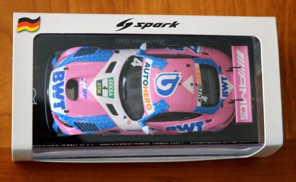 1/43 AMG MERCEDES GT3 2021 DTM CHAMPION TEAM HRTT MAXIMILLIAN GOLZ SPARK #SG790 Foto 3 de 3
