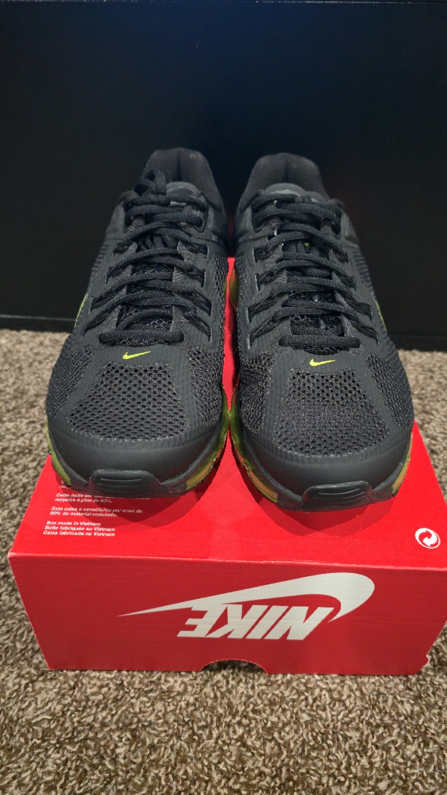 Nike Air Max 2013 Black/cyber.      Size 10 HF3660 001 thumbnail 3