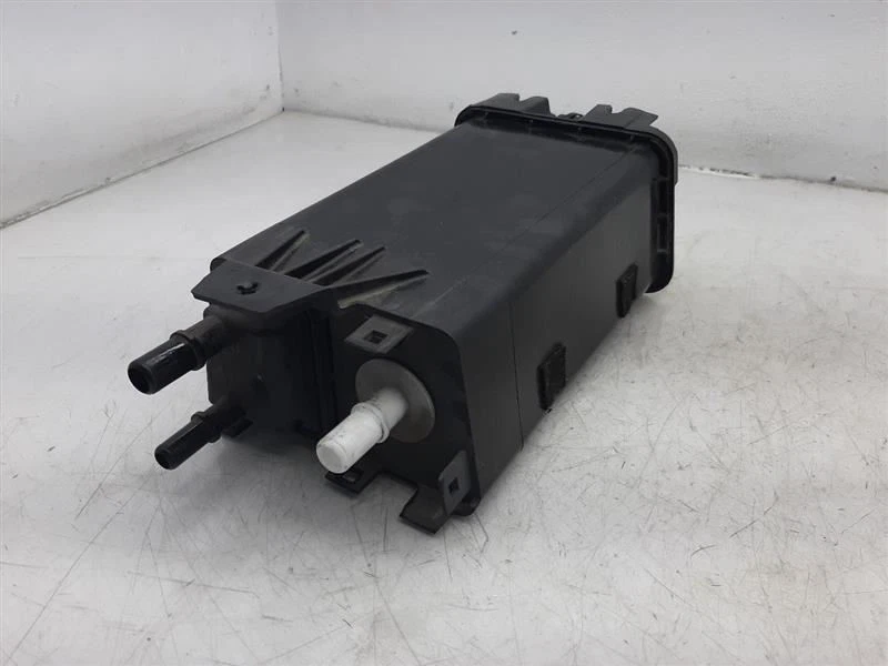 Bote de vapor de combustible Ford C-Max 15 16 17 18 FV6Z9D653D Foto 3 de 4