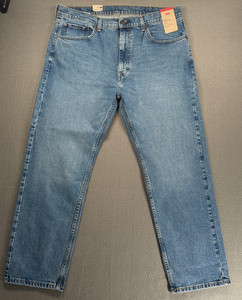 Levi's Men's 505 Regular Fit Straight Leg Jeans. Stonewash Blue 34X32