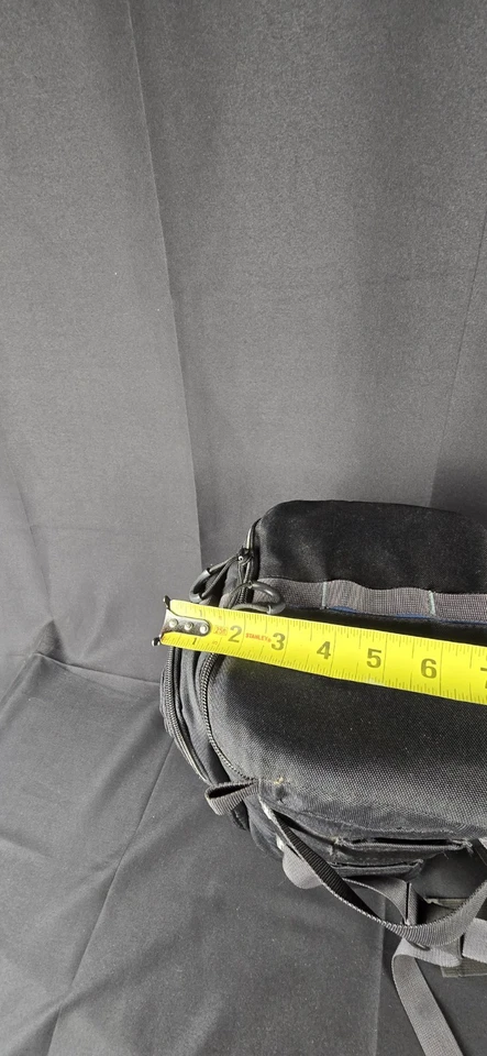 Lowepro Outback 200 Camera Bag Modular Beltpack - Image 3 of 4