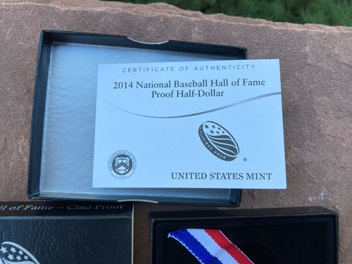 2014 Baseball Hall of Fame Commemorative Coin Proof Half-Dollar US Mint - Picture 4 of 4