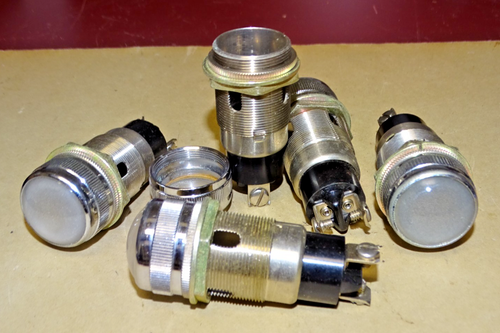 Radio Electronics Dial Co. Panel Indicator Lamp Holders/Sockels, NOS, Large
