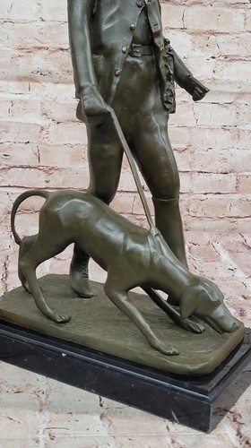 Escultura de bronce de cazador con perro - arte temático de guardabosques de Vitaleh - Imagen 8 de 10