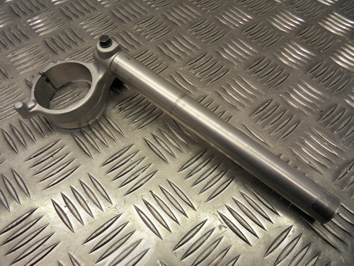 Suzuki GSXR 1000 K5 K6 Right handlebar clip on 2005 to 2006 - Picture 1 of 2