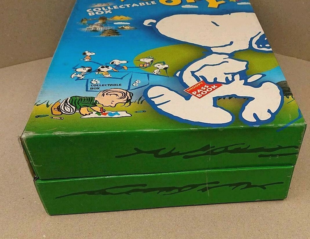 SNOOPY PEANUTS Collectable Box Figure Doll (28 bodies) wz SNOOPY PEANUTS Collectable Box Figure Doll (28 bodies) wz