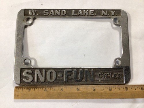 Vintage Motorcycle License Plate Frame SNO- FUN Cycles West Sand Lake NY RARE - Picture 10 of 12