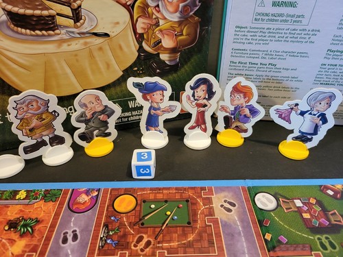 Clue Jr The Case of the Missing Cake Board Game by Parker Brothers 2005 COMPLETE - Picture 3 of 12