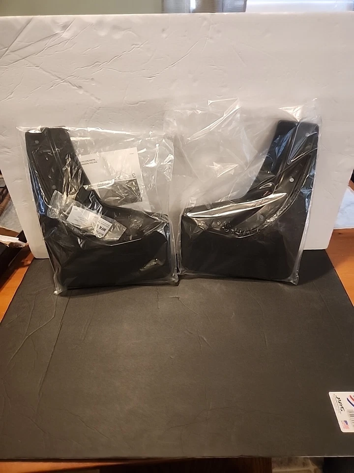 WeatherTech No-Drill MudFlaps for Ford Explorer 2011-2019 Rear Pair Wheel Tires - Image 3 of 4