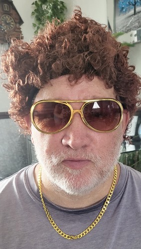 Mens/ladies fancy dress curly wig big gold shades and a gold chain - Picture 3 of 3