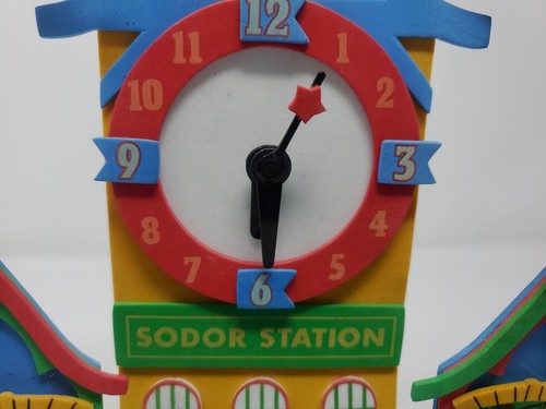 Thomas the Tank Engine & Friends Sodor Station Clock Britt Allcroft 1998 READ!! - Picture 4 of 14
