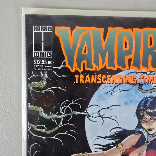 Vampirella: Transcending Time & Space Comic Book Harris Comics - Picture 2 of 6