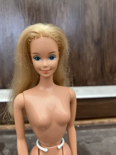 RARE! European Music Lovin' Barbie 1985  Superstar Nude