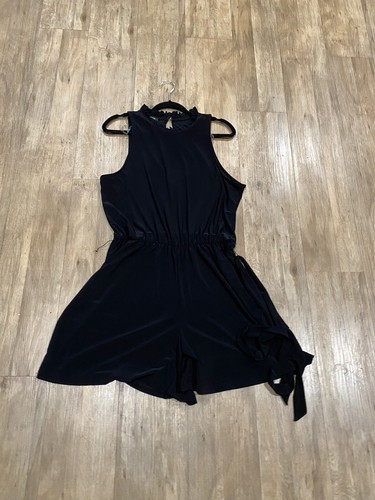 Nik And Nash-Ruffle Neck Short Romper-Women’s Size: XL-Color: Black-NEW!! - Picture 2 of 13