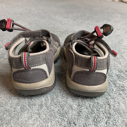 KEEN Size 9 Boys Gray Waterproof Water Shoes Sport Sandals - Picture 3 of 8