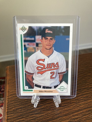 1991 Upper Deck Top Prospect #65 Mike Mussina (RC) Rookie HOF - Picture 3 of 3