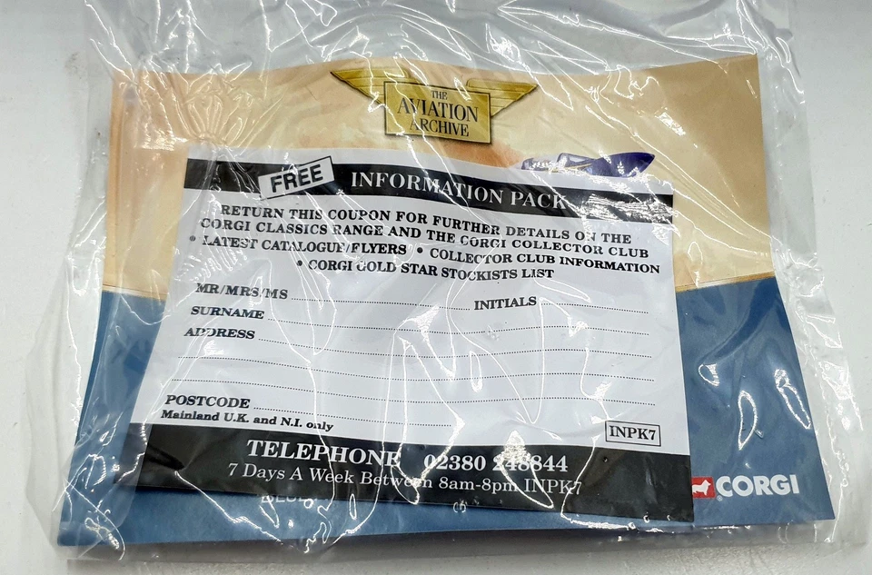 Corgi 1/72 Scale AA33203 - McDonnell F-4J Phantom Blue Angels 1969 1973 - Image 4 of 4